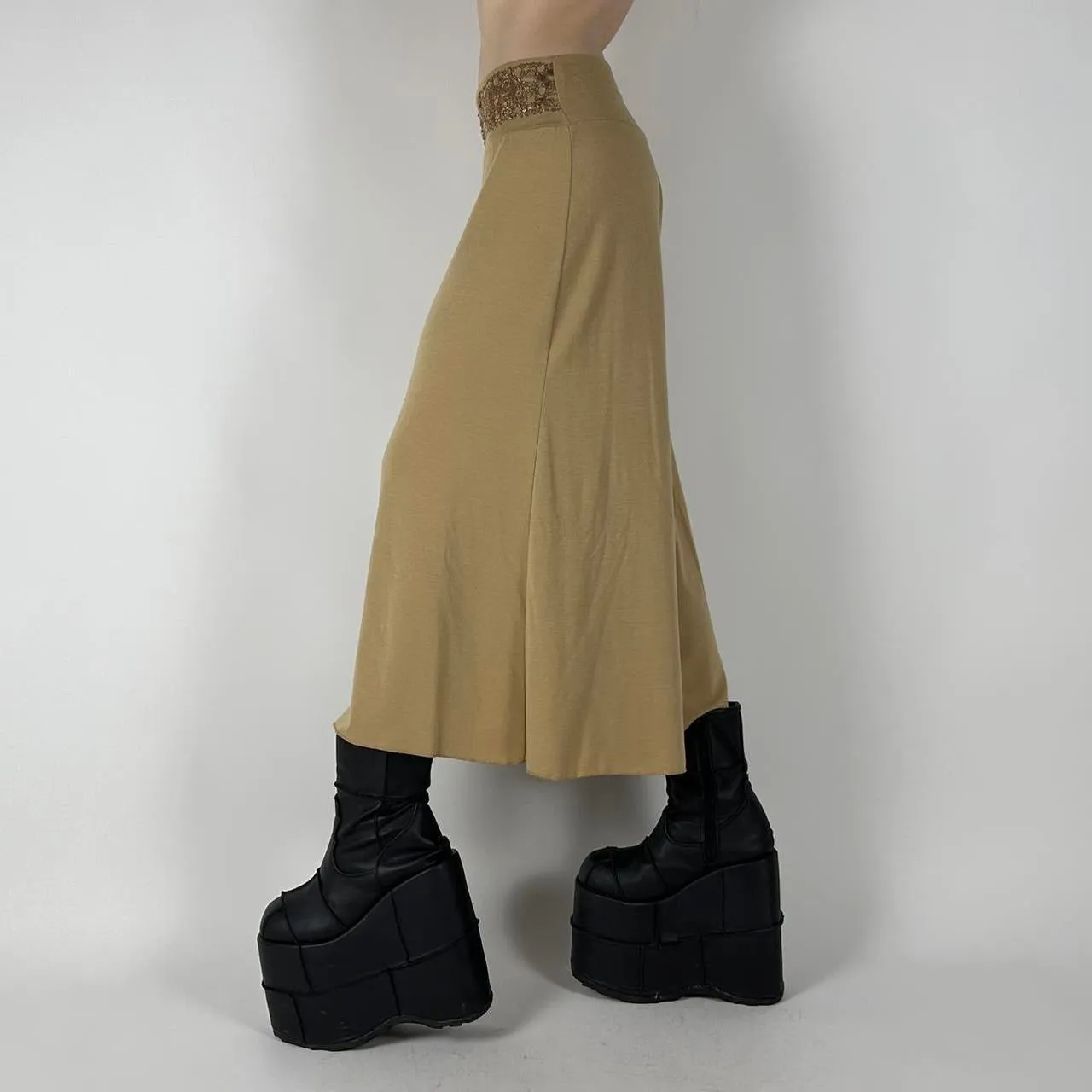 00s Tan Gaucho Pants (M)