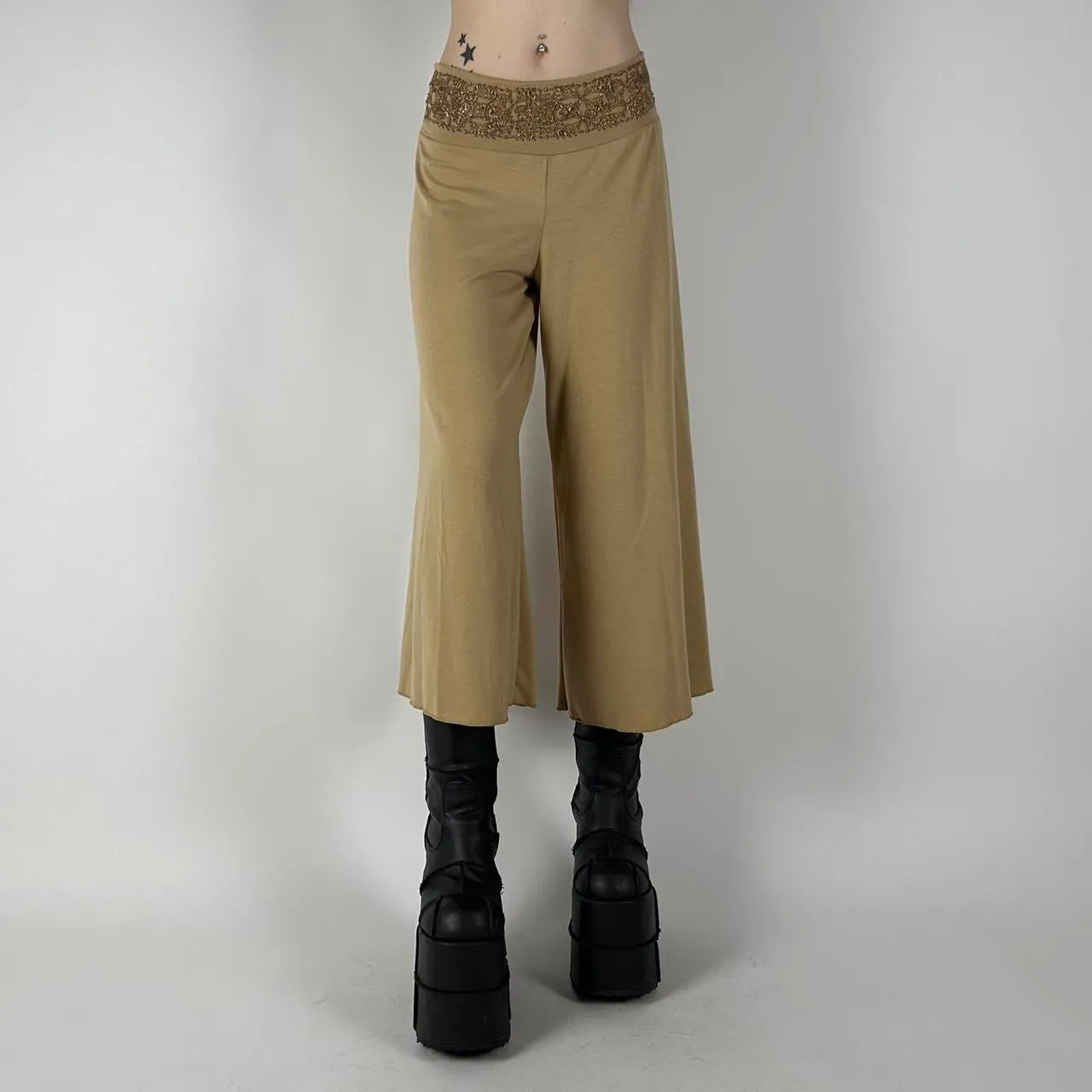 00s Tan Gaucho Pants (M)