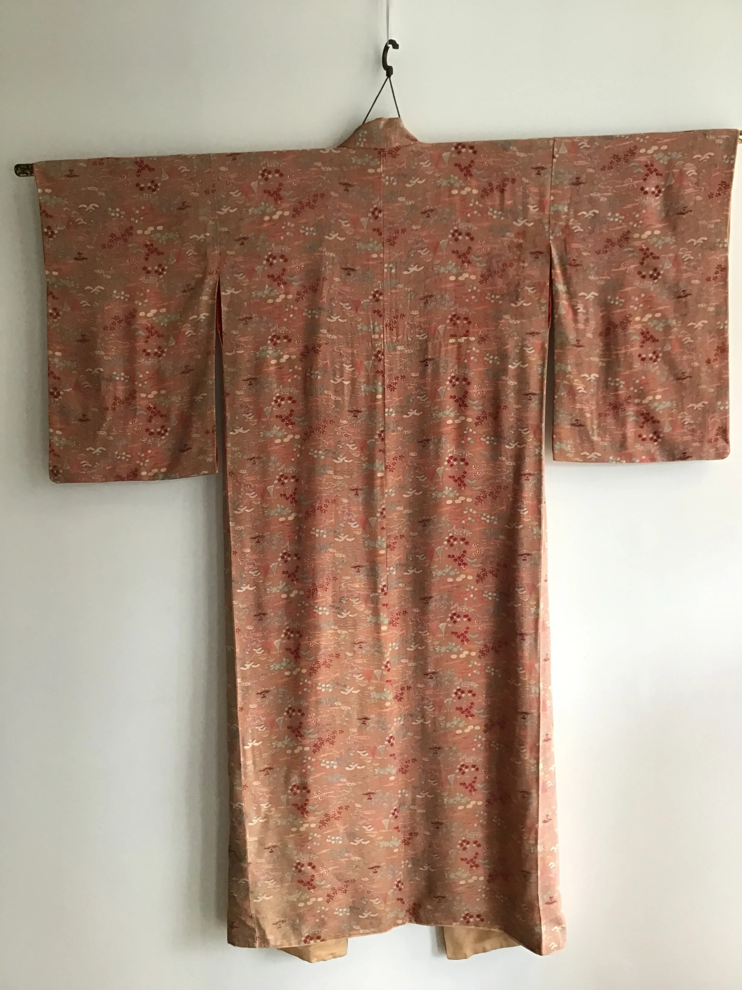 1920's Mauve Printed Japanese Kimono