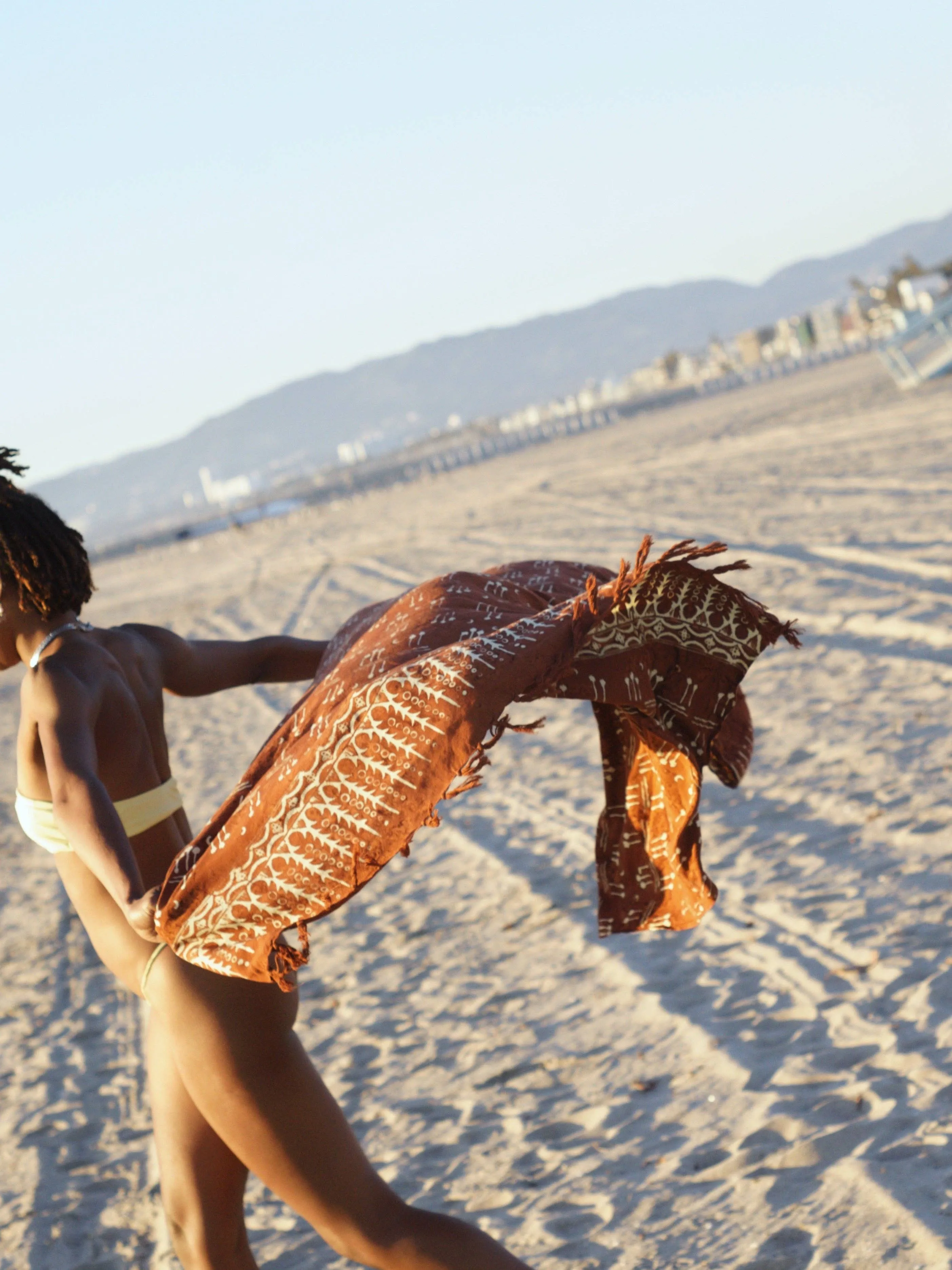 Brown Batik Sarong - HIN KONG BAY