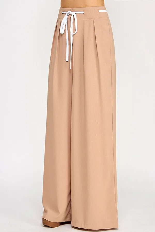contrast tie wide leg pants