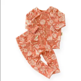 Geo Flowers Rose Ribbed Lounge Set