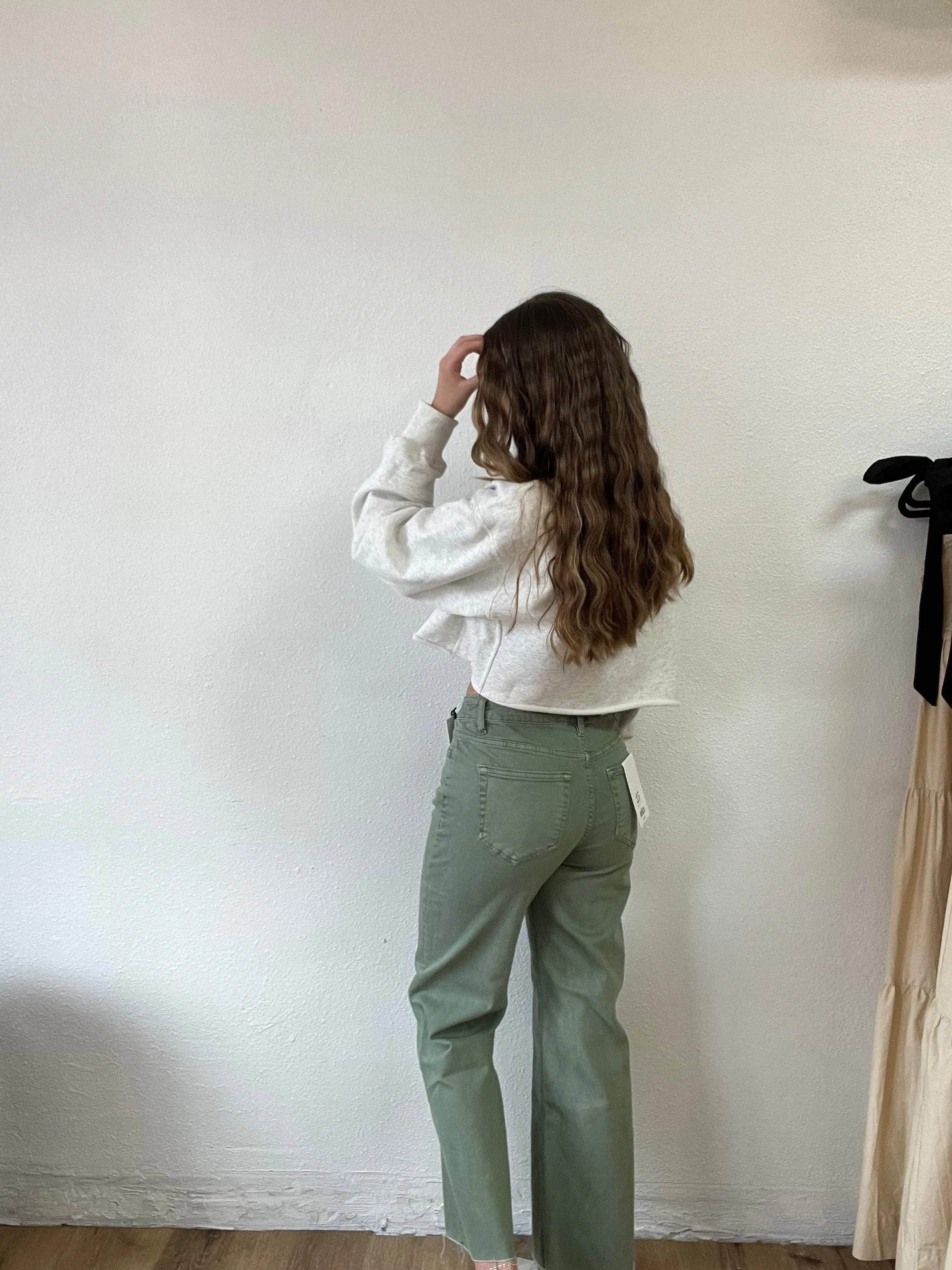 HIGH RISE WIDE LEG WITH CROP