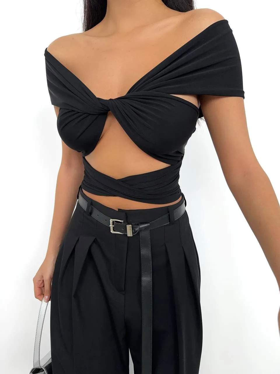 Maya Knotted Strapless Crop Top In Black