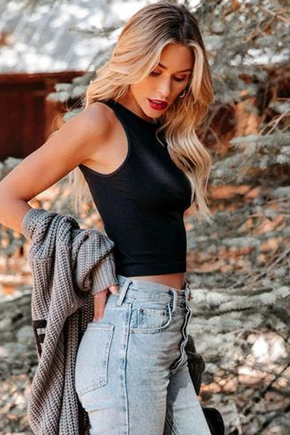 Seamless Sleeveless Rib Knit Crop Top