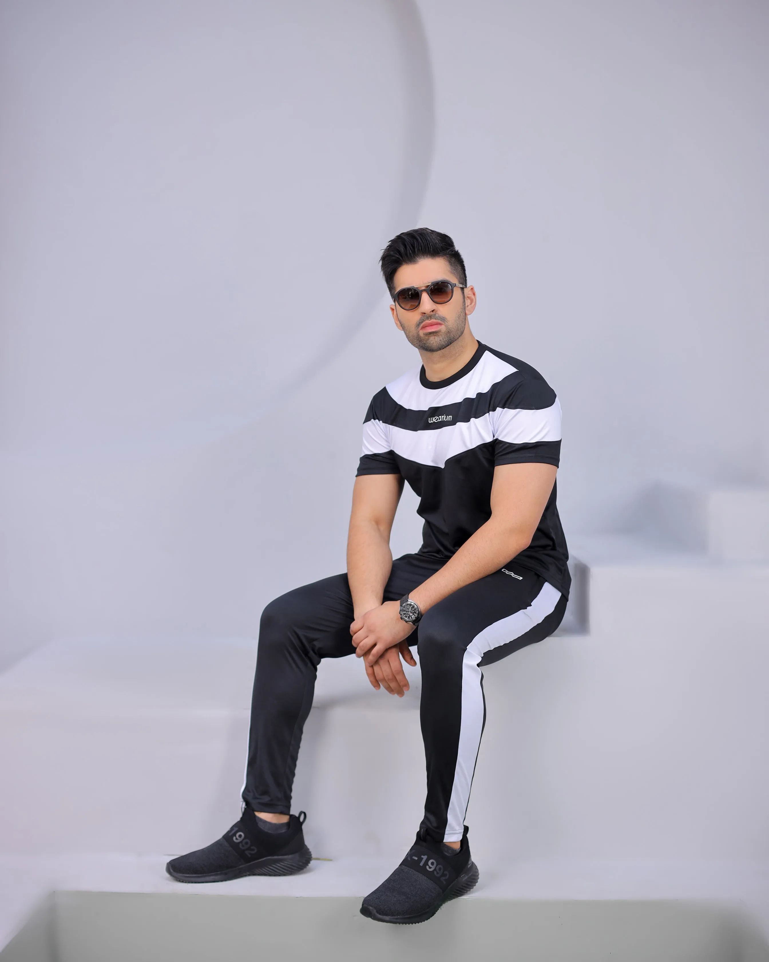 Walton - Black/White Dri-Fit